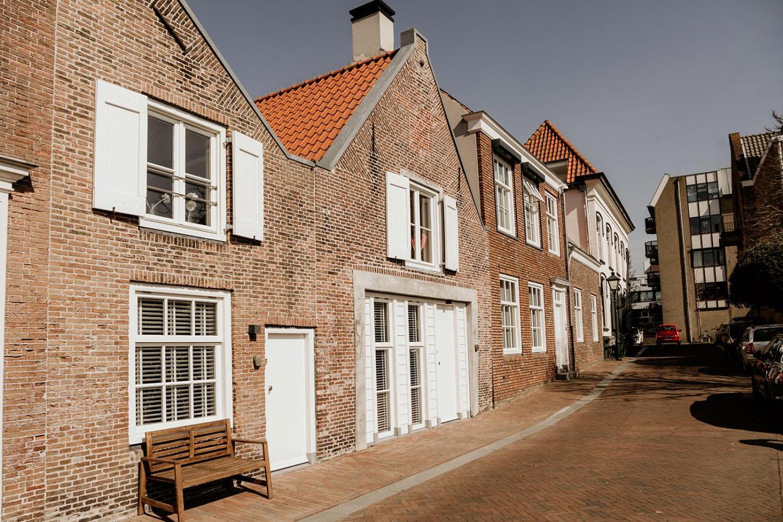 Dichtbij Zee *